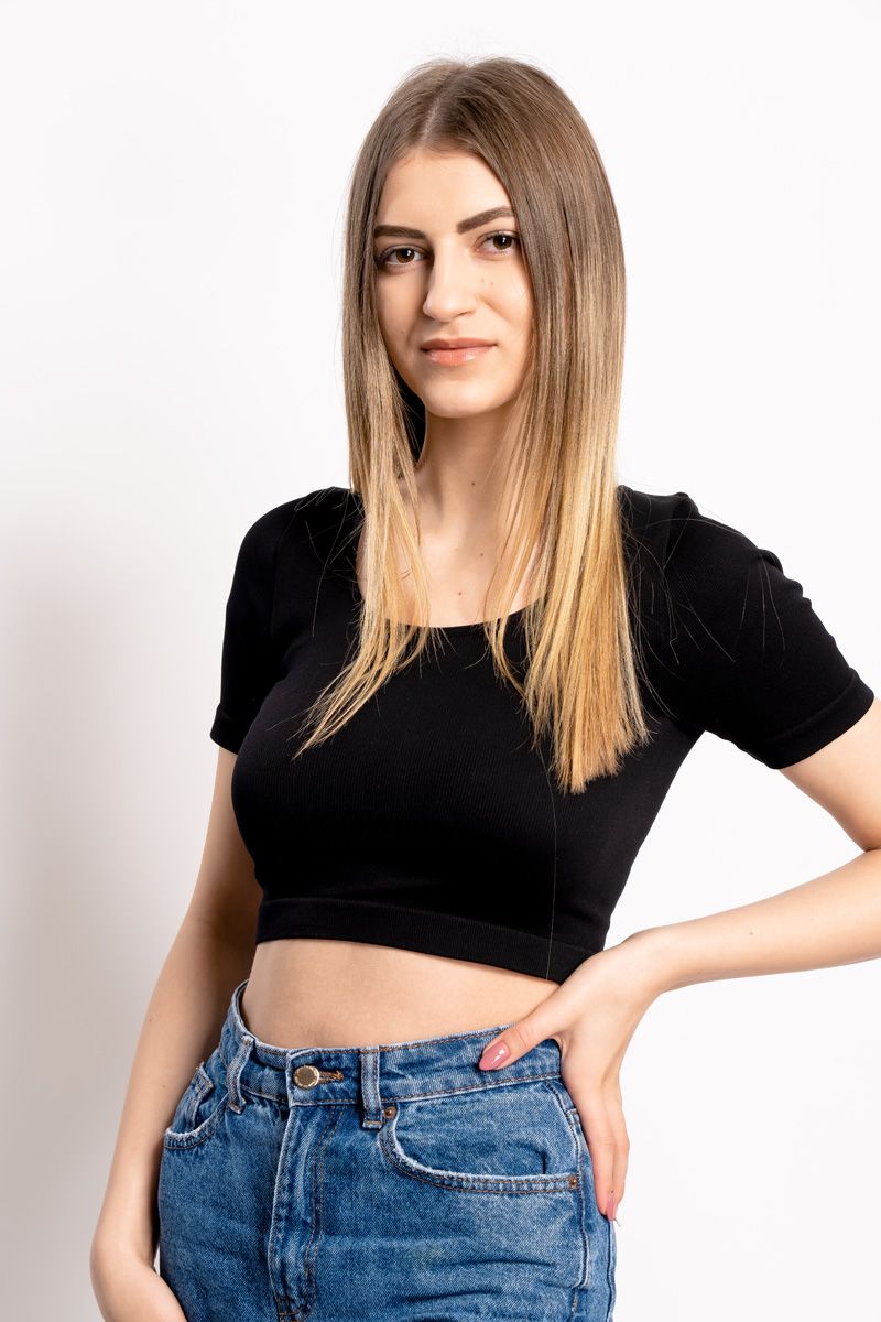 Daniela Gindea Assets Model Agency